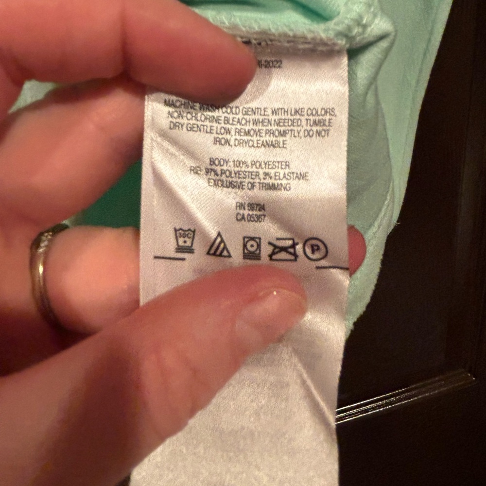 Columbia NWT Women’s Mint Green Sweatshirt - Picture 4 of 5